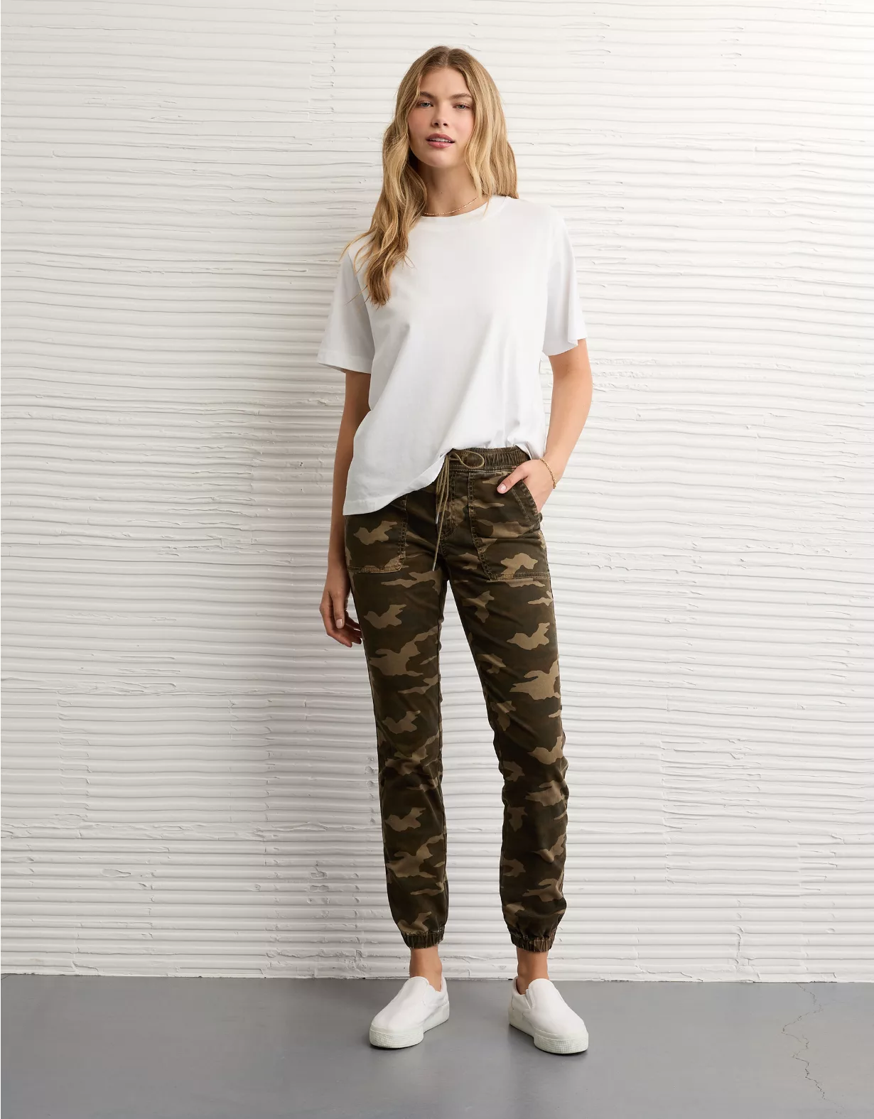 AE Camo Stretch High-Waisted Jegging Jogger