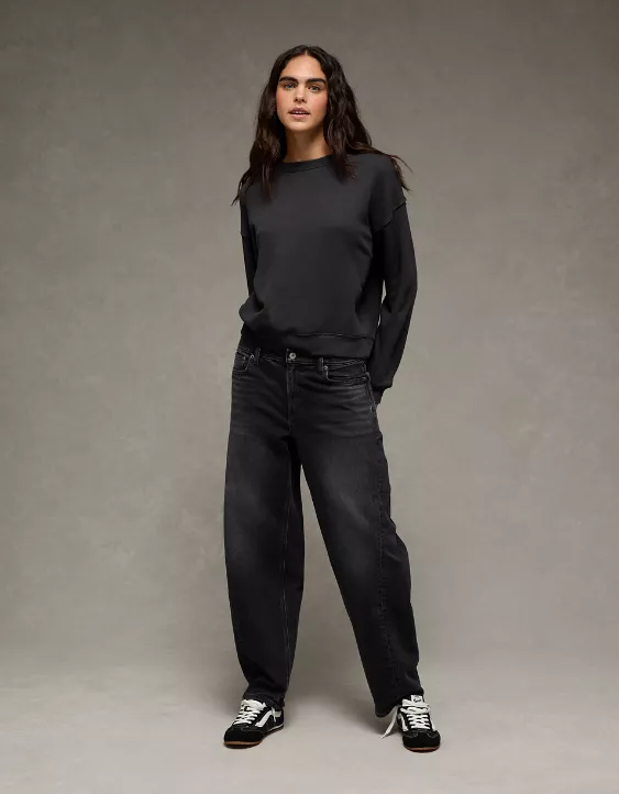 AE Relaxed Crew Neck Sweatshirt - Image 5