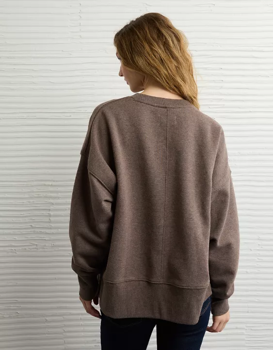 AE Everyday Luxe Oversized Sweatshirt - Image 2