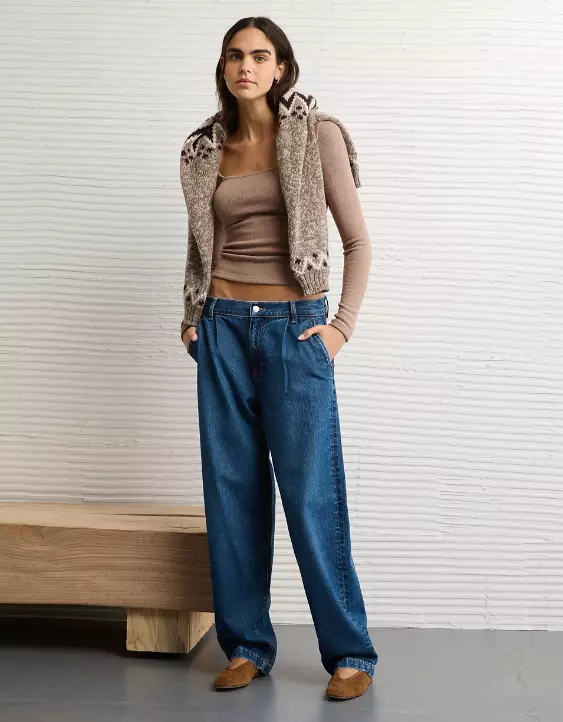 AE Long Sleeve Square Neck T-Shirt - Image 5