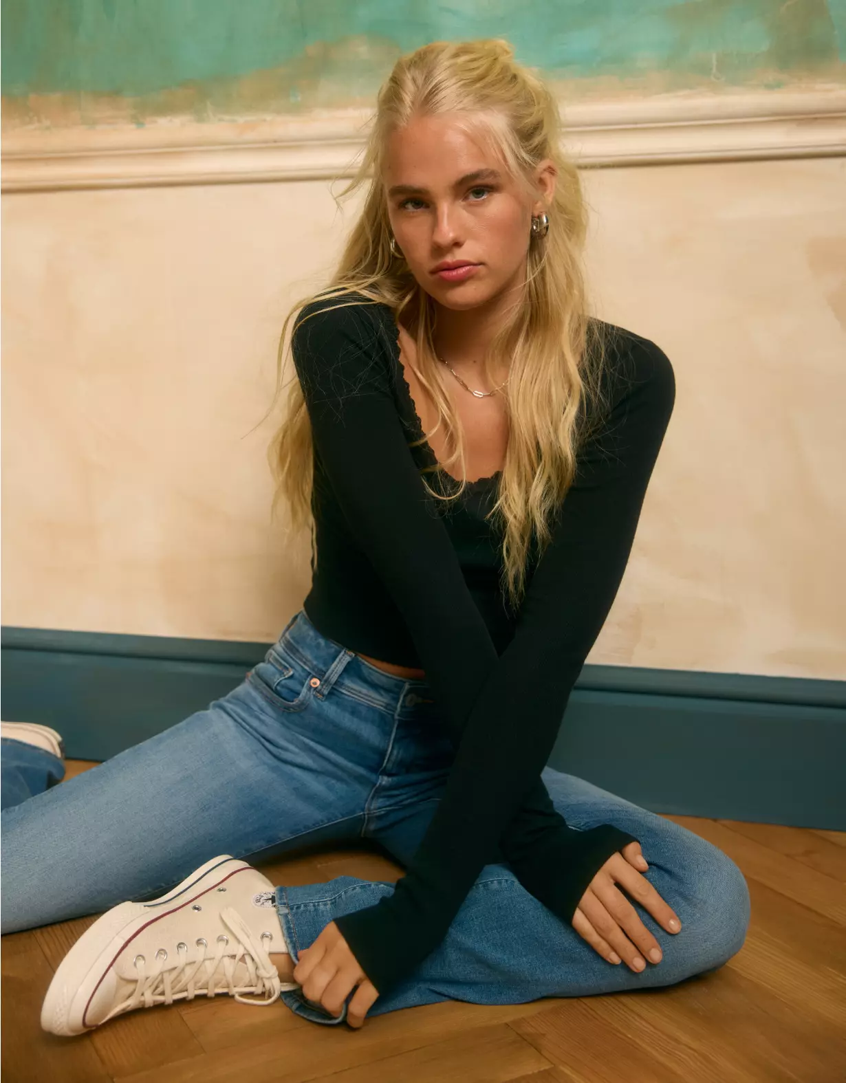 AE Lace-Trim Long Sleeve T-Shirt