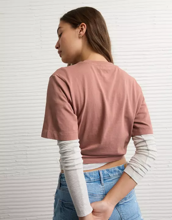 AE New York Velvet Graphic T-Shirt - Image 2