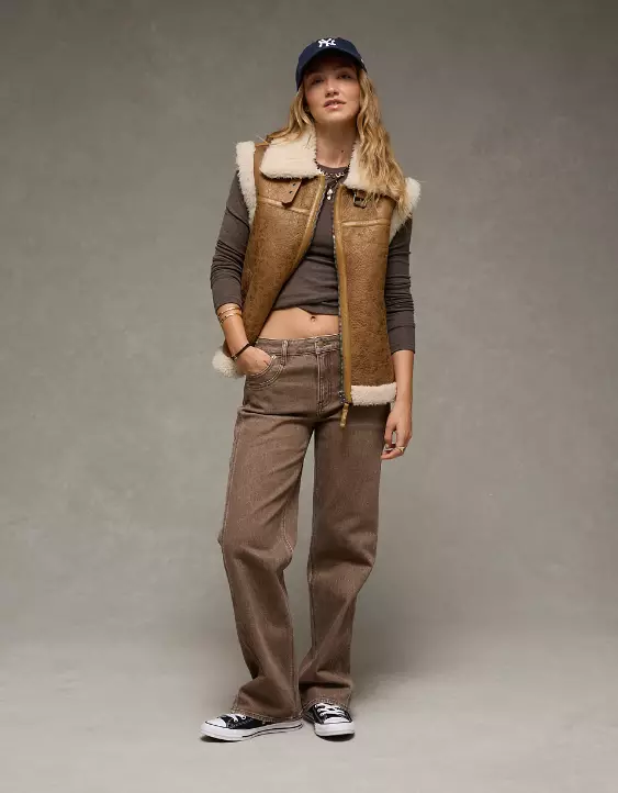 AE Shearling Vest - Image 6