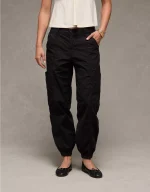 AE Snappy Stretch High-Waisted Baggy Cargo Jogger