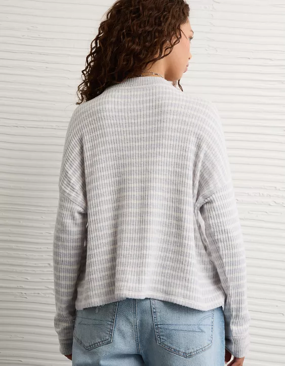 AE Long-Sleeve Waffle Plush Crew Neck Tee - Image 2